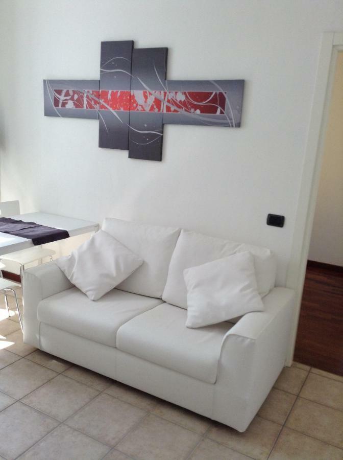Larius Apartment Parking Carate Urio Exterior photo
